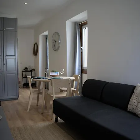 Apartment Elegant Flat Shared Outstanding Terrace Lisbon